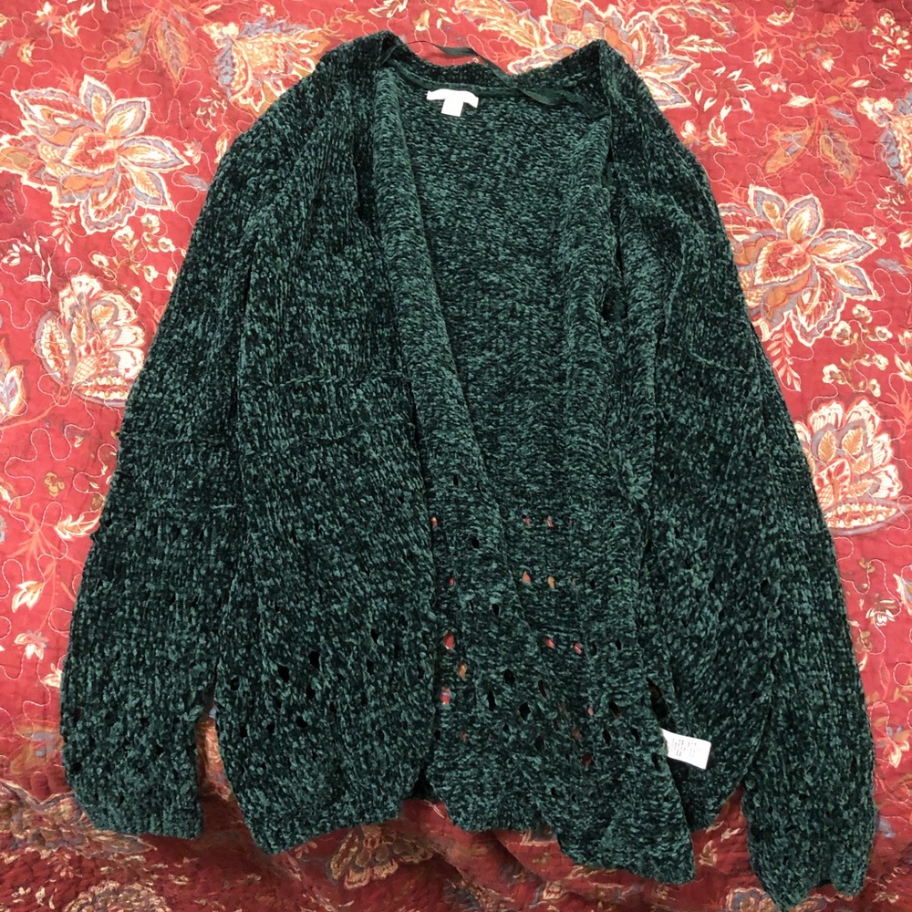 Women’s dark green cardigan